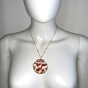 Handmade scallop shell 🐚 goldtone chain boho necklace
